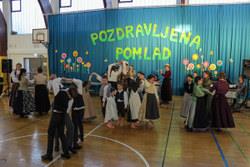 Otroci Osnovne šole Marije Vere so pozdravili pomlad 7